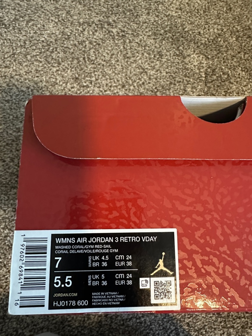 Jordan Retro 3 Sneakers in Pale Pink with Red Accents - Picture 2 of 9